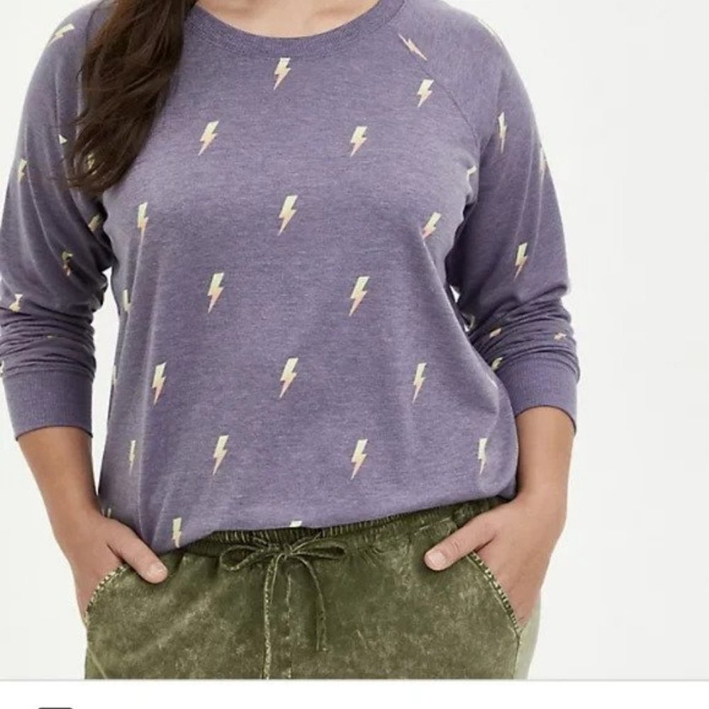 Torrid Women's Purple Lightning Bolts Crewneck Long Sleeve Sweatshirt Size 2X